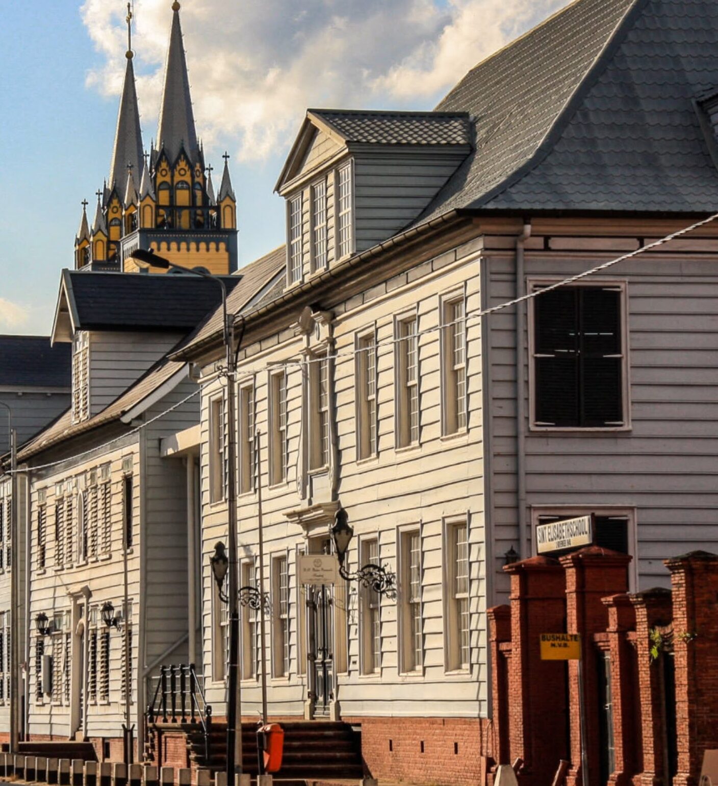 Free City Walk Paramaribo