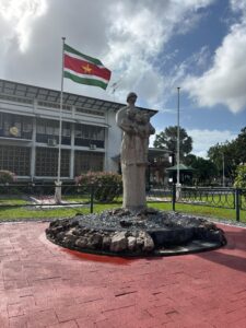 Moument Paramaribo